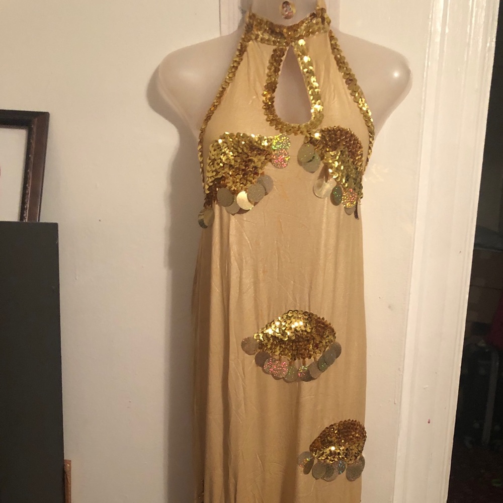 Egyptian belly dance